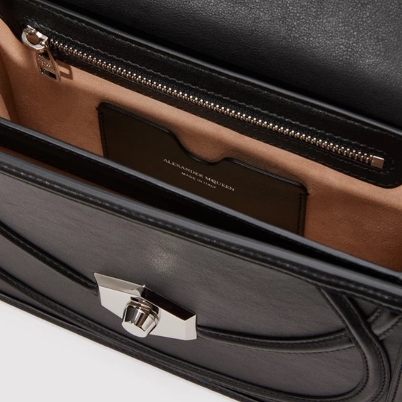 ALEXANDER MCQUEEN WICCA medium 100% authentic - Picture 8 of 14